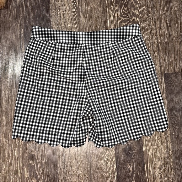Zac & Rachel Womens Black & White Gingham Check Scalloped Hem Shorts Size 8 - Picture 2 of 5